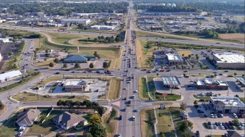 Broken Arrow Streets
